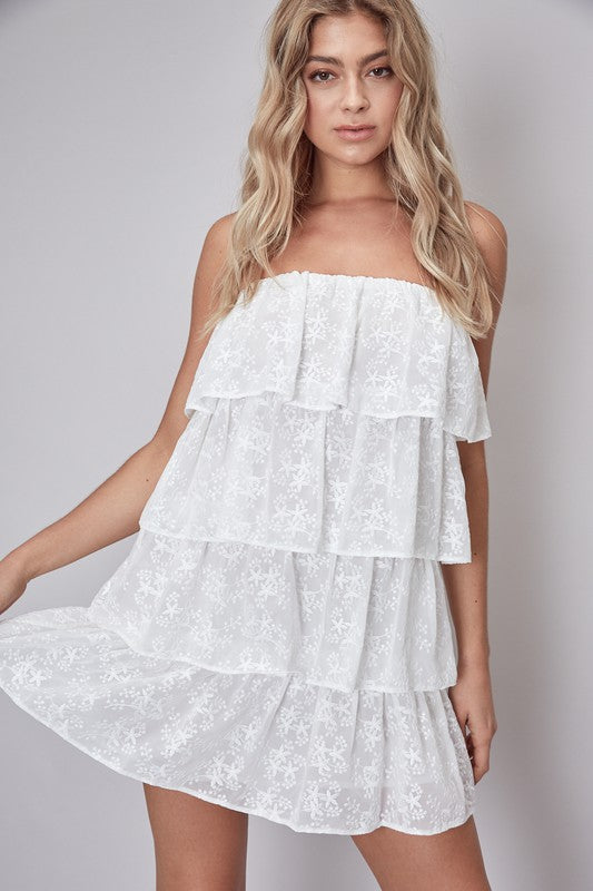 Fashion Summer Strapless White Floral Lace Ruffle Dress