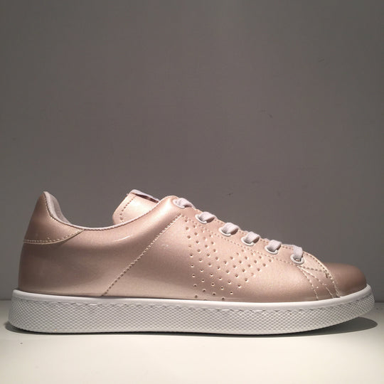 Fashion Glossy Pink Sneaker